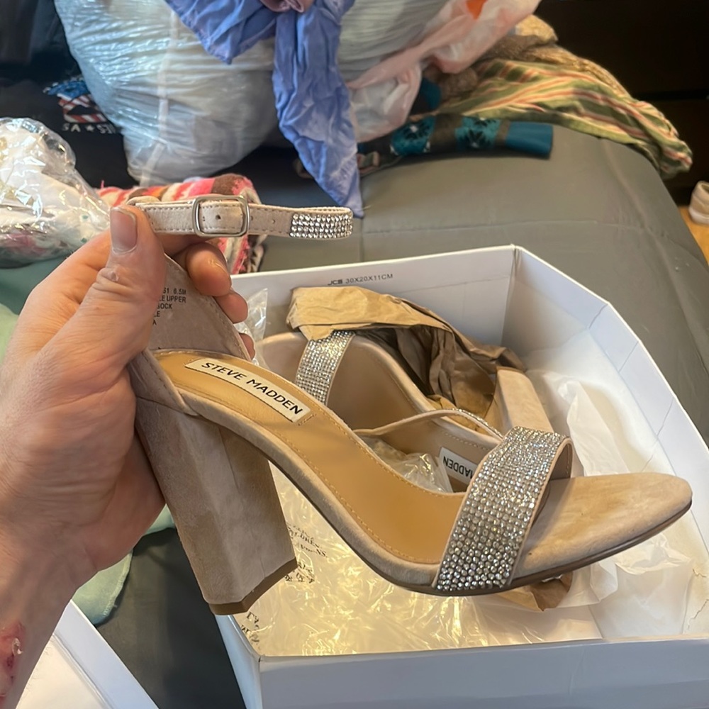 Steve Madden Kalina-R Rhinestone 6.5 heel